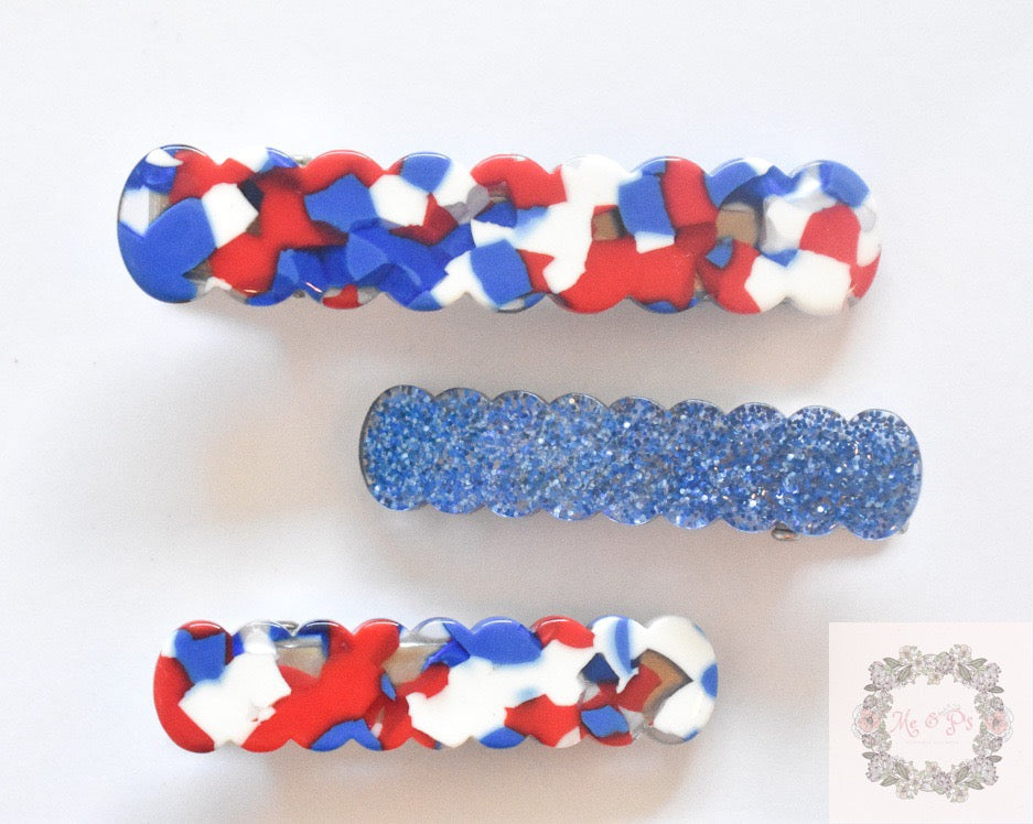 Red, white and blue mix alligator clips